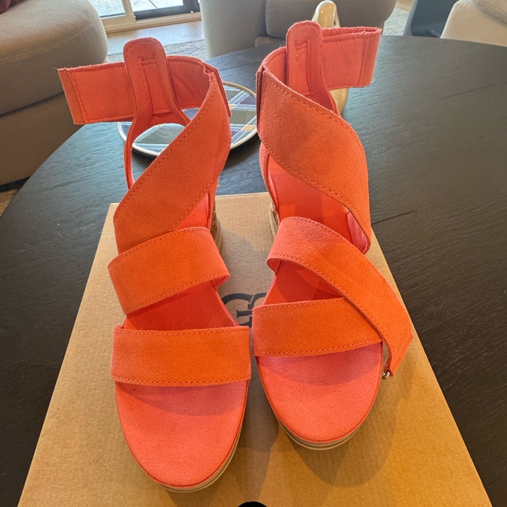 UGG Women's Salmon Pink Sandals